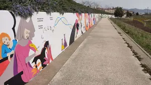 Un mural en Pamplona recorre la senda de las historias de 47 mujeres pioneras