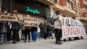 Denuncian que el preacuerdo de Douglas destruirá más de 120 empleos en Navarra y País Vasco