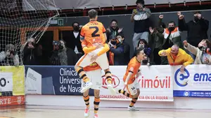 El Ribera Navarra se aferra a la épica y remonta un partido imposible en Tudela