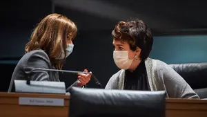 Los consejeros de Geroa Bai en el Gobierno foral dan la espalda al profesorado del PAI