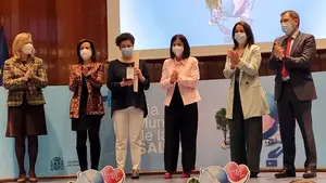 Sanidad premia a la navarra María Nuin por la campaña de vacunación contra el Covid-19