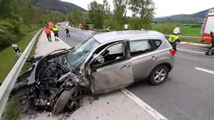 Reabierta al tráfico la Ronda de Pamplona tras un accidente con un herido