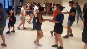 Escalada, percusión o bailes: vuelve 'Chancletas', un programa de ocio para los jóvenes de Pamplona.