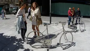 ¿Qué son estas bicicletas?: el nuevo misterio de Pamplona del que todo el mundo habla
