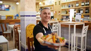 Sésamo, el restaurante libanés en Pamplona 'hasta arriba' de reservas: "No esperábamos este éxito"