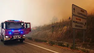 Los incendios obligan al desalojo de parte de Puente la Reina, Zabalza, Ubani y Belascoáin