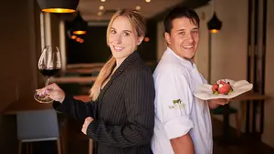 Un afamado restaurante de Pamplona cruza la calle y anuncia la apertura de su nuevo local