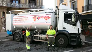 Pamplona duplica el servicio de limpieza estos Sanfermines y exige respeto a los trabajadores