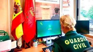 Esclarecen la estafa: usó de forma fraudulenta su tarjeta bancaria y le robó 1.950 euros