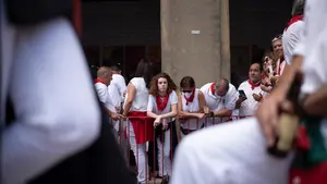 Rostros conocidos en un concurridísimo primer apartado de la Feria del Toro