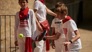 Sportkids y los niños convierten la Media Luna en el rincón más deportivo de las fiestas