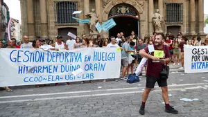 Los sindicatos están satisfechos con la huelga: "cerradas casi todas las piscinas"