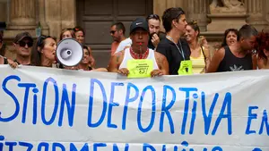 La huelga indefinida de hasta 2.000 trabajadores en Navarra que puede afectarte directamente