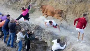 Carreras para el recuerdo: todas la imágenes de un encierro del Pilón con mucho público
