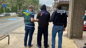 Pasaban inmigrantes ilegales a Francia por la frontera de Navarra: hay tres detenidos