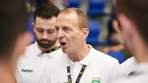 El entrenador de Anaitasuna, dolido: "Alguien decide que yo no sea entrenador de este equipo"