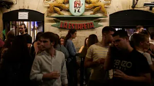 Mi noche de juevincho por Pamplona, la ciudad que no quiere decir adiós al verano