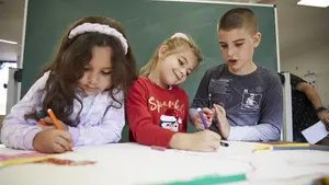 La Fundación ”la Caixa” acompaña en la vuelta al cole a más de 60.000 menores en situación vulnerable