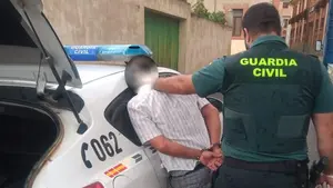 Acuchilla tres veces a su mujer en Arguedas: detenido un hombre de 50 años