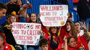 La petici&oacute;n especial del p&uacute;blico al pamplon&eacute;s Nico Williams en su debut con Espa&ntilde;a