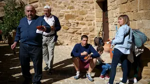 El pueblo de Navarra que da a probar un plato típico de pastores en una fiesta con sorteos y degustaciones