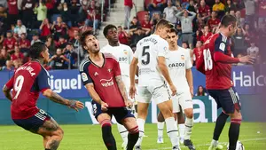 Noche de terror en El Sadar: las imágenes de la derrota de Osasuna ante el Valencia