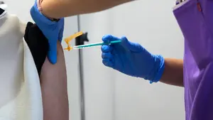 Salud llama a vacunarse en Navarra a más de 200.000 personas ante la llegada del otoño