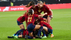 Espa&ntilde;a vence en Pamplona por primera vez a Estados Unidos: las fotos de un partido hist&oacute;rico