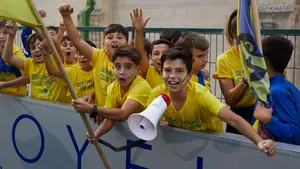 La afición de Amigó se vuelca con su equipo en su cita histórica: la fotos de la grada