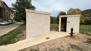 Una localidad de Navarra inaugura sus nuevos baños públicos en una zona muy turística