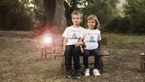 Hodei e Ilargi, los dos hermanos navarros que buscan una cura para su grave enfermedad