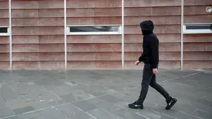 Un café con LKN, el artista 'fantasma' de Pamplona: "Me emociono al colocar obras por la noche"