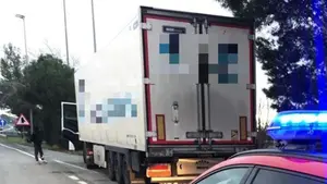 Inmovilizados dos camiones en Navarra: los conductores circulaban drogados por la autopista