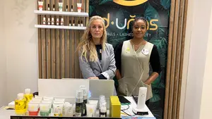 La novedosa técnica de uñas del centro estético que desembarca en el centro de Pamplona