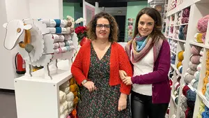 La nueva tienda de lanas que ha abierto en Pamplona que te enseña a tejer con sus talleres