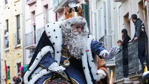Magia e ilusi&oacute;n en la llegada de los Reyes Magos a Pamplona: las im&aacute;genes de su bienvenida