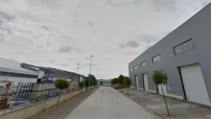 Un trabajador herido en un accidente laboral en un polígono de Navarra al golpearse la cabeza