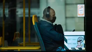 Las últimas horas de las mascarillas en Pamplona: "Se ha alargado sin motivo, nos han castigado"