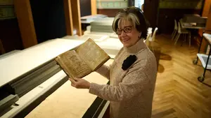 Entramos en el Archivo de Pamplona: estos son sus tesoros más ocultos y desconocidos