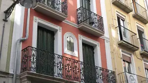 Redadas y multas de miles de euros a los apartamentos clandestinos en San Fermín