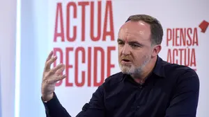 Esparza, al ataque: "UPN es el único partido que no tiene que pedir permiso a Madrid o a Bilbao"