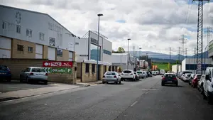 Un trabajador herido grave tras quedar atrapado entre unos tubos en un accidente laboral en Navarra