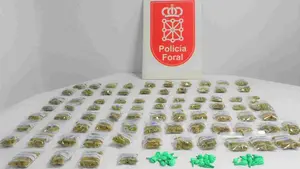 Cae un traficante en Pamplona: su actitud sospechosa entre las mesas de un bar le delató