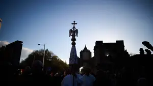 El Ángel de Aralar llega a Pamplona: horarios y recorridos de la efigie en la capital