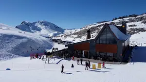 Más de 3.000 niños en Navarra esquiarán este invierno: un colegio ha rechazado acudir