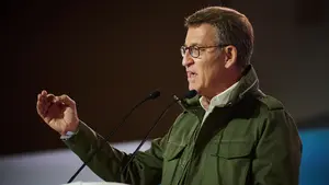 El PP exige a Pedro Sánchez que prometa aislar a Bildu si mantiene etarras en las listas