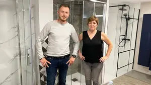 Vadym, el joven ucraniano que prospera en Navarra con sus reformas de baños