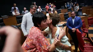 Bildu hace presidenta a Mar&iacute;a Chivite en Navarra: la socialista gobernar&aacute; cuatro a&ntilde;os m&aacute;s