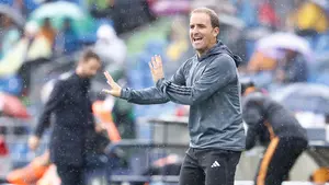 El fuerte cabreo de Jagoba Arrasate con su equipo y con el árbitro tras la derrota