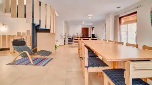 La curiosa casa con escalera de caracol en venta en un pueblo muy cercano a Pamplona